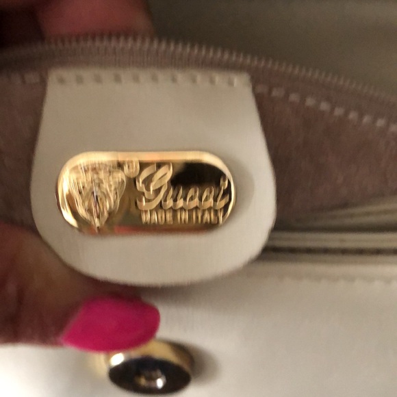 ❌PRICE DROP ❌🛑Authentic Crossbody/Shoulder Leather Bag Gucci. - Picture 11 of 15